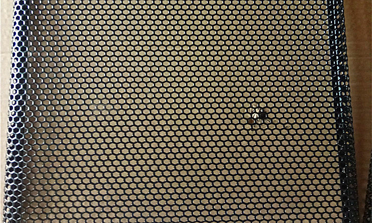 六角孔鐵板沖孔網(wǎng)產(chǎn)品展示